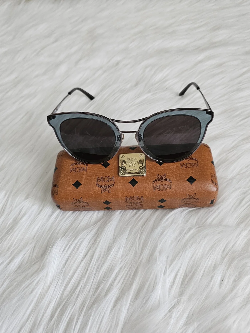 MCM Women’s MCM139SA Cat Eye Sunglasses